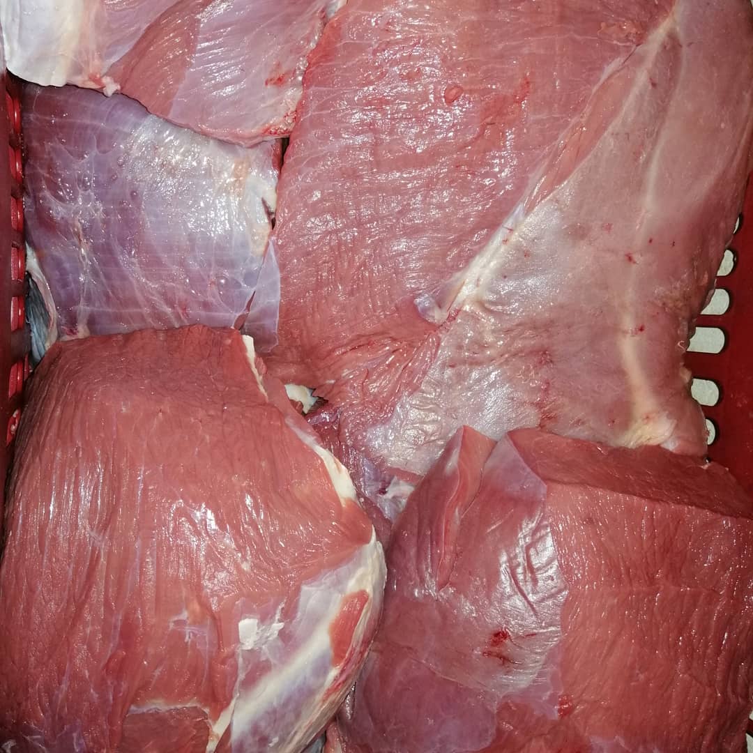 Carne proaspata de porc si vita